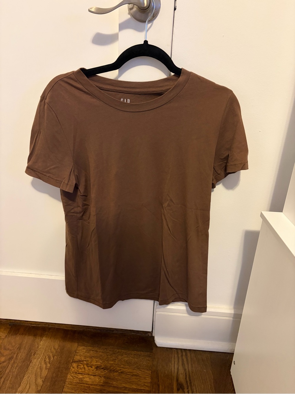 Women’s Brown Crewneck Short-Sleeve Tee